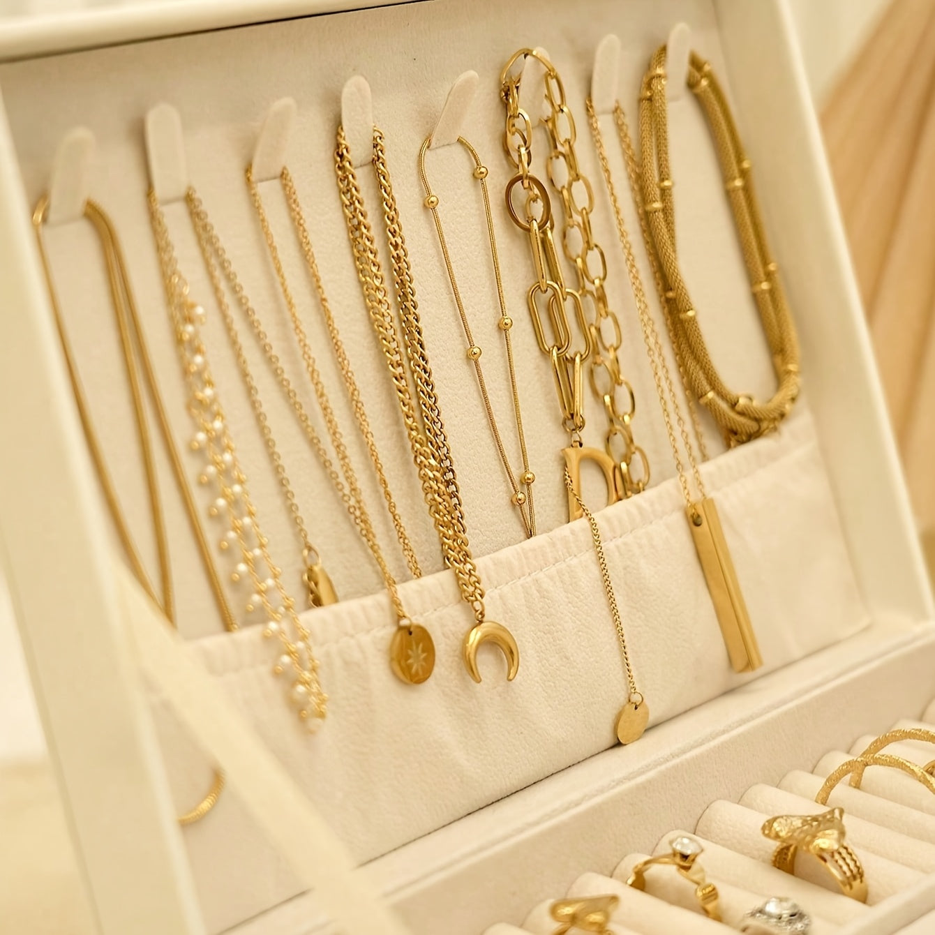 Elegant French-Style Jewelry Box with Key Lock - Large Capacity, Three-Tier Organizer for Necklaces, Earrings, Rings, And Bracelets - Classic Design with Drawers, Ideal for Spring, Summer, Fall, And Winter, Jewelry Storage|Classic Jewelry Box|